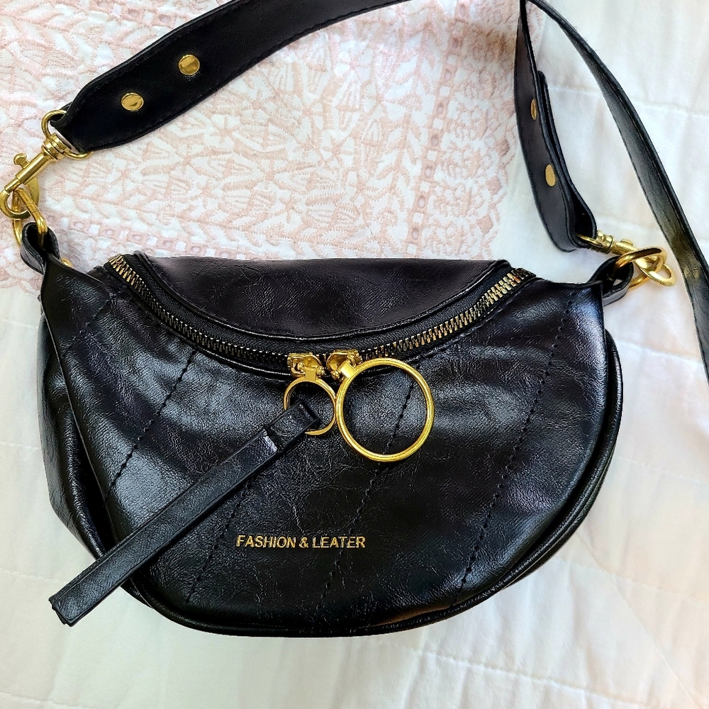 Compact crossbody - Picture 2 of 2